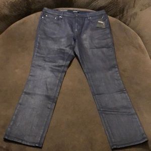 NWT Ralph Lauren Women’s Jeans. Super Stretch. Mid-Rise; Straight Leg. Size: 14.
